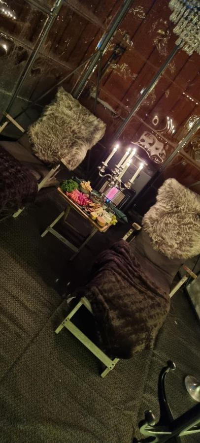 Blidsberg Bjoerkedal Gard B&B 외부 사진